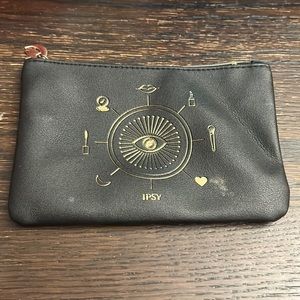 IPSY travel makeup bag
